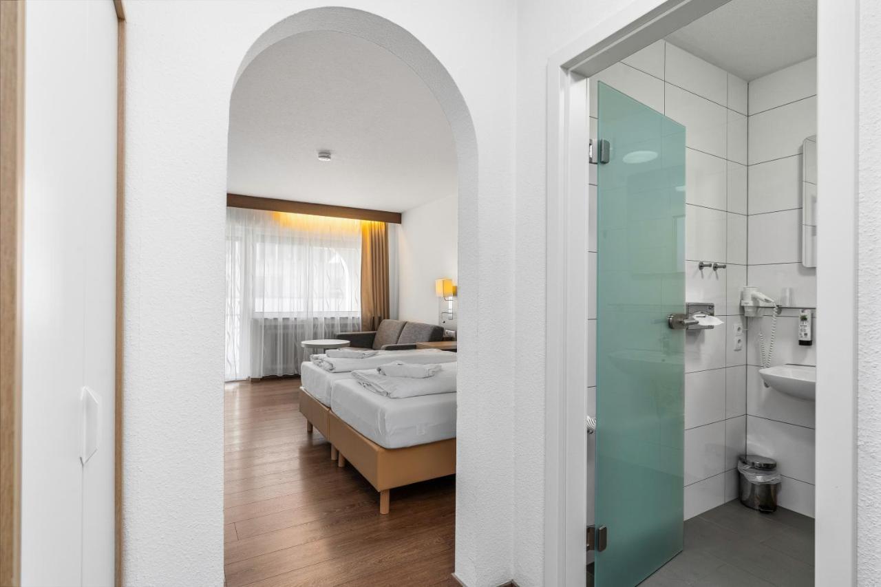 Hotel Adler FDH Extérieur photo