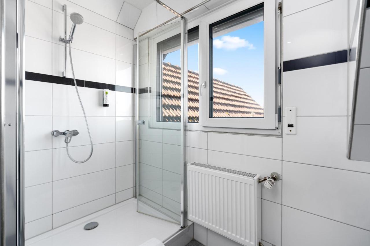 Hotel Adler FDH Extérieur photo