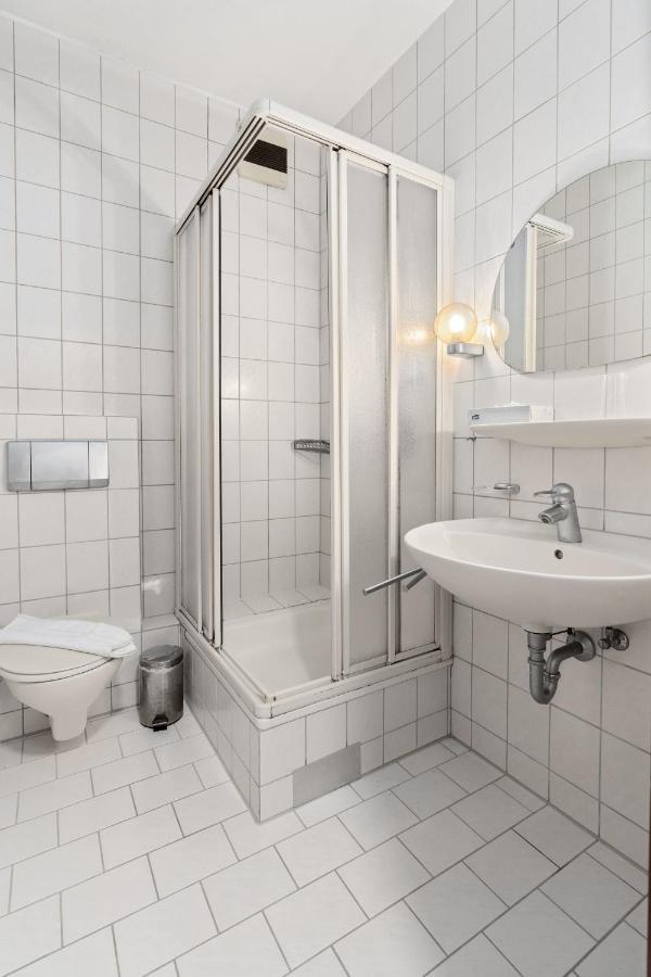 Hotel Adler FDH Extérieur photo