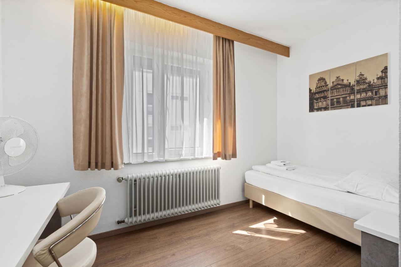 Hotel Adler FDH Extérieur photo