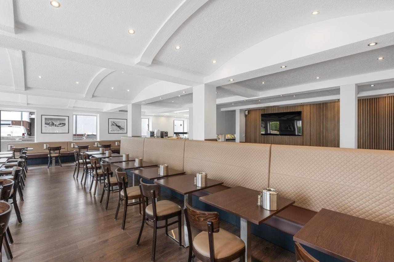 Hotel Adler FDH Extérieur photo